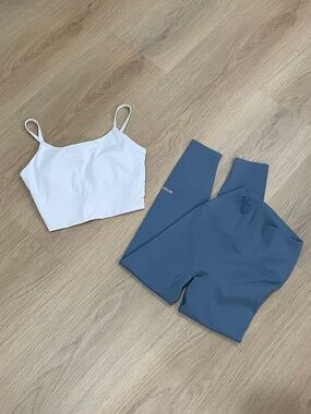 Andar Activewear Top & Bottom Set